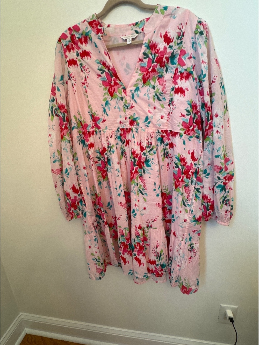 Crown & Ivy XL Pink Floral Long Sleeve Dress
